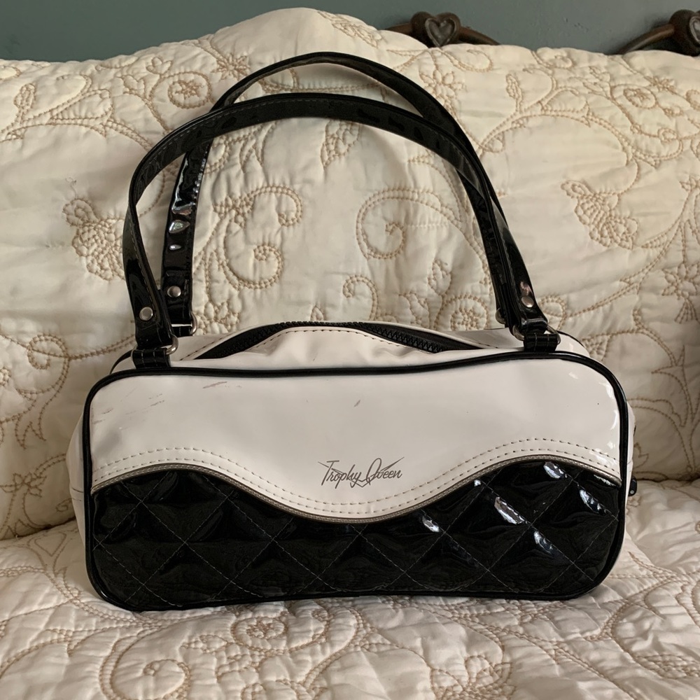 Trophy Queen Retro Purse
